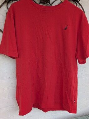 Nautica Red Short Sleeve Crew Neck Tee Size Large